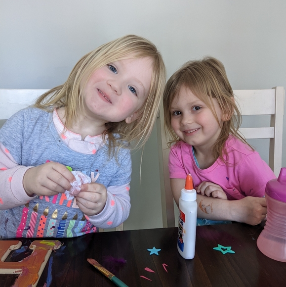 Meet your Posher, Lana - Picture 5 of 6